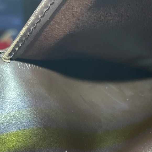 Louis Vuitton Epi Portefeuille Sarah Long Wallet (EC) - Picture 6 of 10